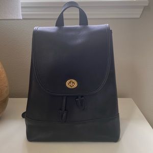 Vintage Coach Daypack Backpack Black Leather w/ Brass Turnlock